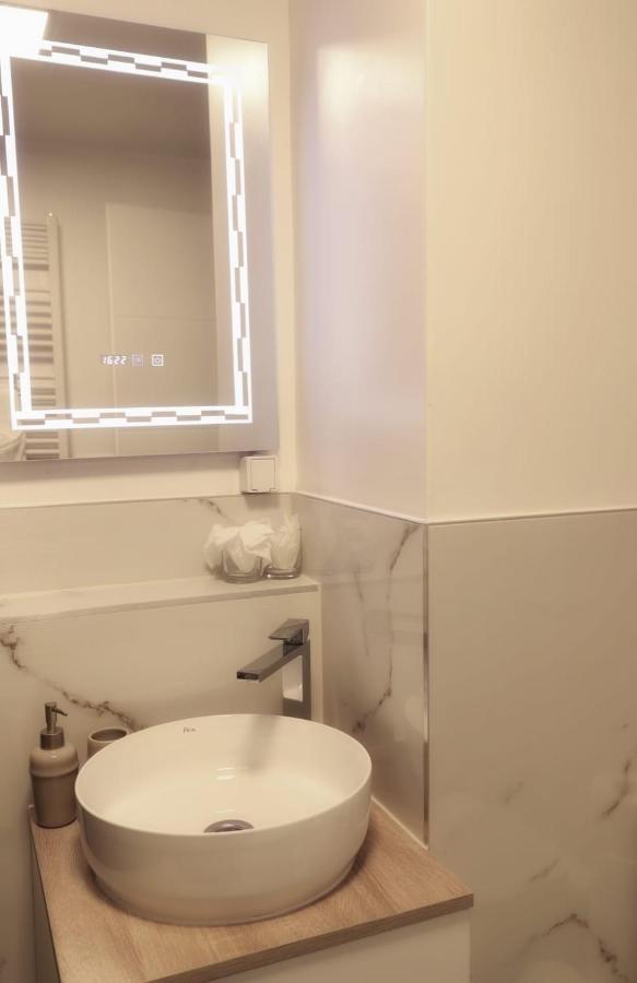 Апартаменти Apartman Nila Вуковар Екстер'єр фото